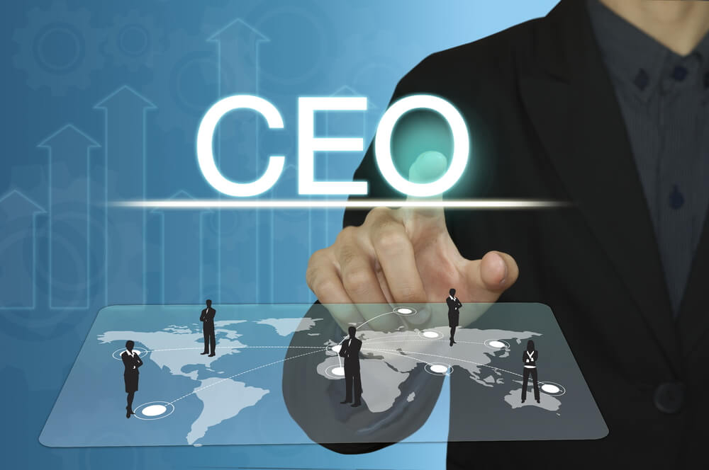 ilustraçao com a palavra CEO e mapa mundi com diferentes lideres em diferentes lugares 